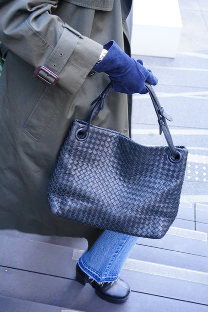 Bottega Veneta Intrecciato Shoulder bag Black Vintage 4ytbbh