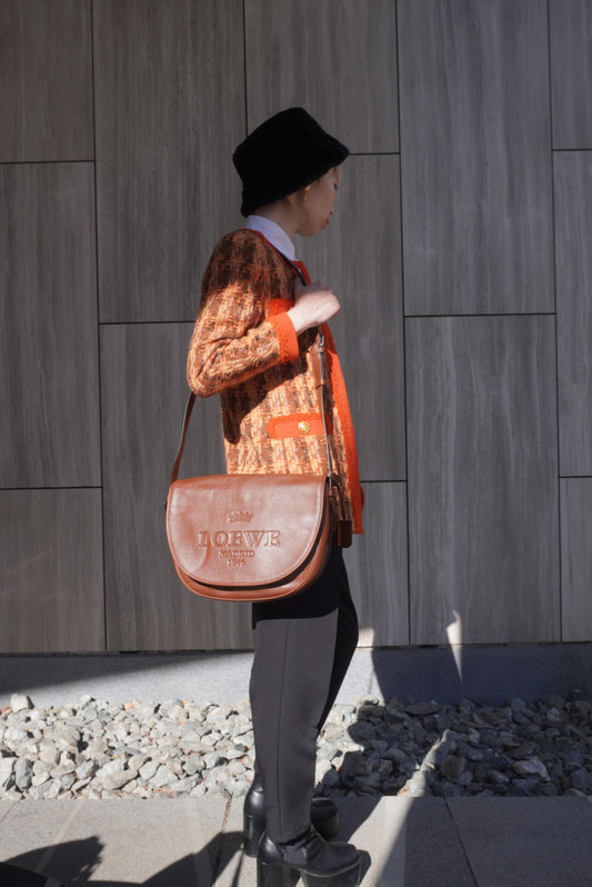 LOEWE Logo Embossed Shoulder bag Brown Vintage 7c7s5w