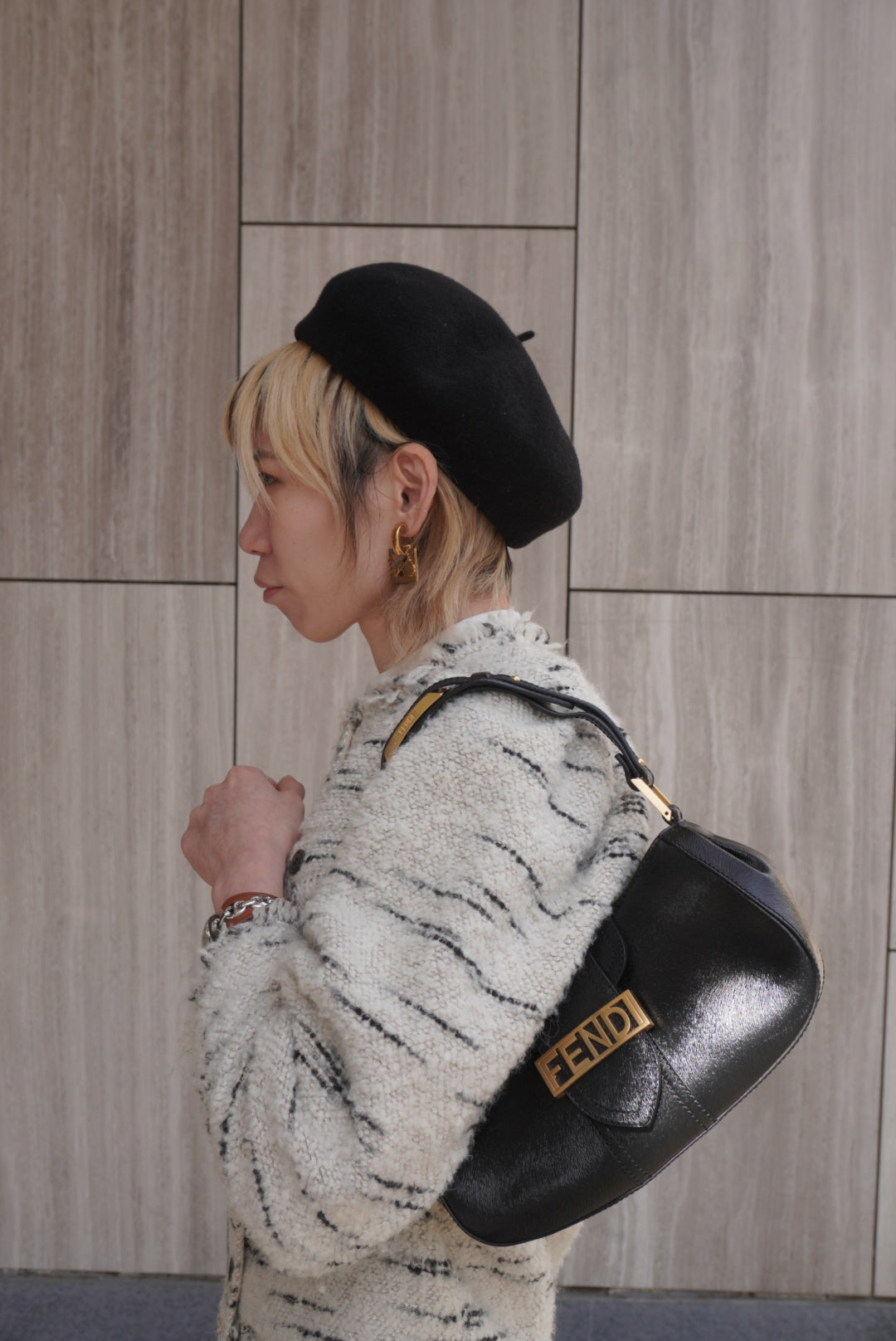 FENDI Logo Shoulder bag Black Vintage zjfy53