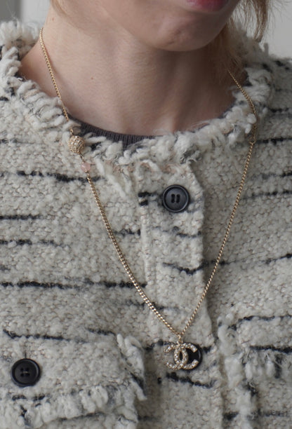 CHANEL Coco Mark Stone Necklace Gold Vintage 5wtxvp