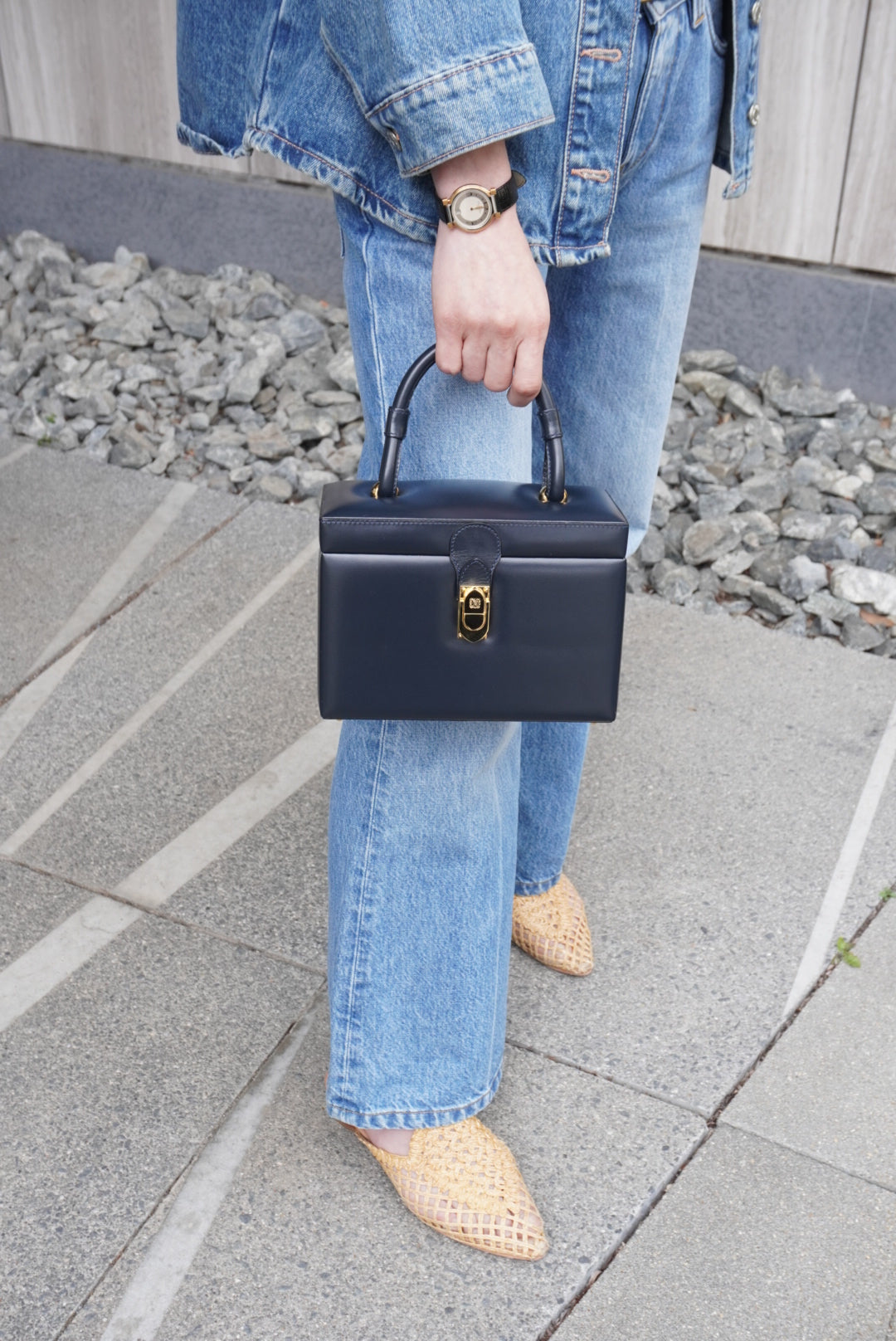 LOEWE Anagram Handbag Vanity bag Navy Vintage kwwgaf