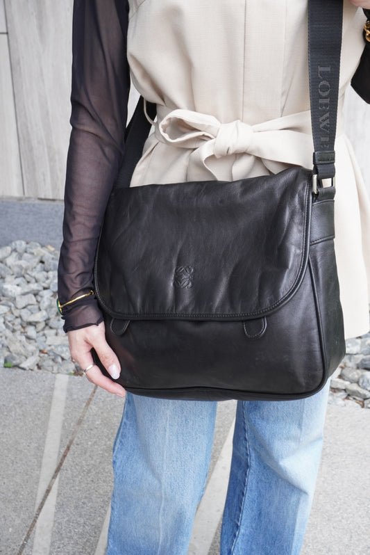 LOEWE Anagram Shoulder bag Black Vintage stpht7