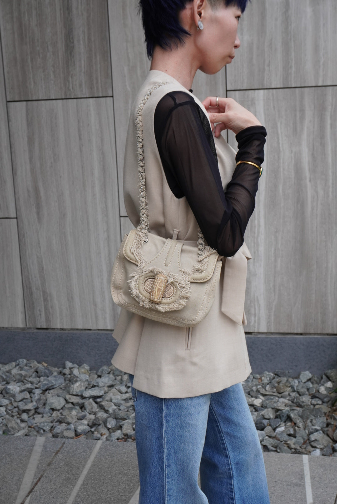 PRADA Triangle Logo Turn Lock Shoulder bag Beige Vintage hrktdk
