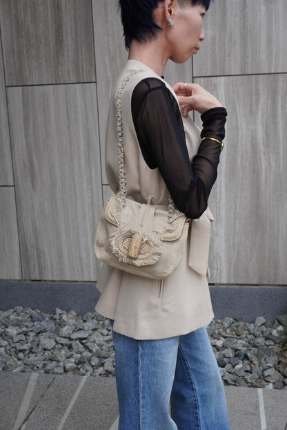 PRADA Triangle Logo Turn Lock Shoulder bag Beige Vintage hrktdk