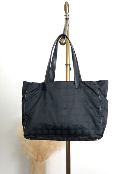 CHANEL New Travel Line Totebag Black Vintage vgc5rp