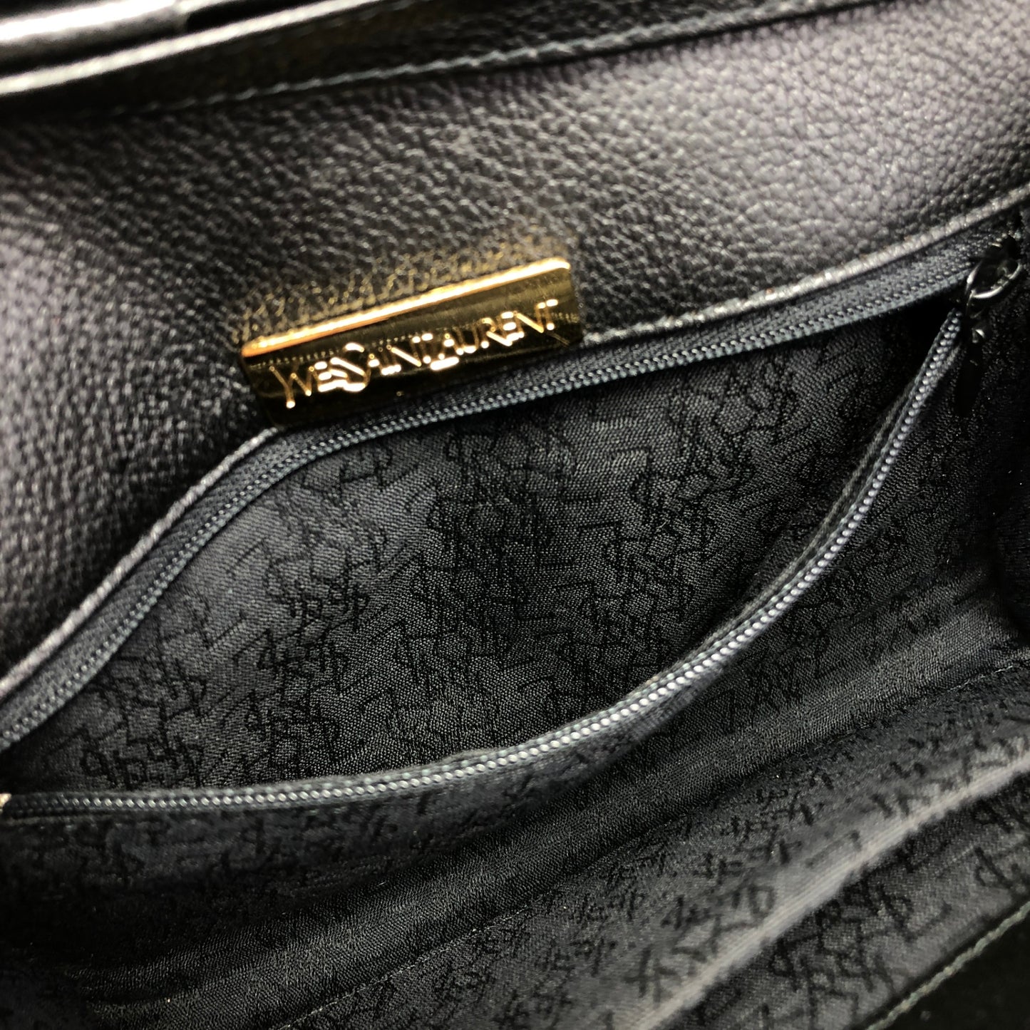 Yves Saint Laurent YSL Logo Shoulder bag Black Vintage hmype4