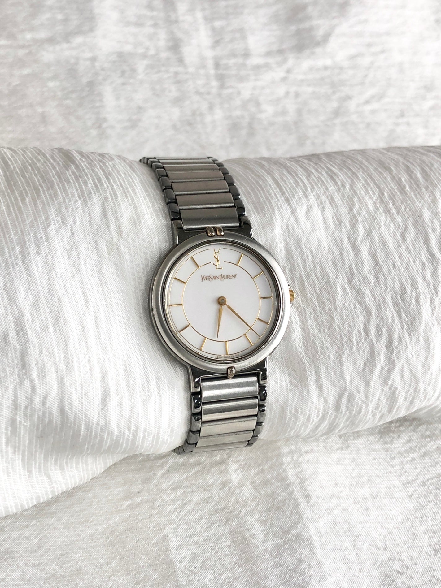 Vintage Yves Saint Laurent | VintageShop solo