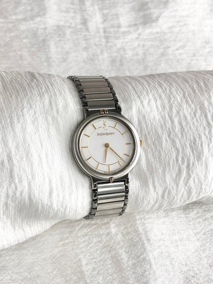 Yves Saint Laurent YSL Logo Watch Silver 4620-E62275 YO Vintage bufvtw