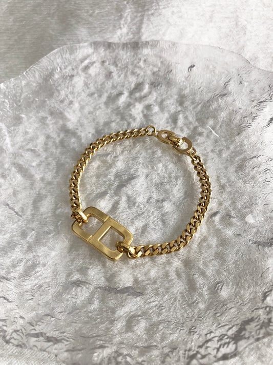 Christian Dior CD Logo Motif Bracelet Gold Vintage 67is3y