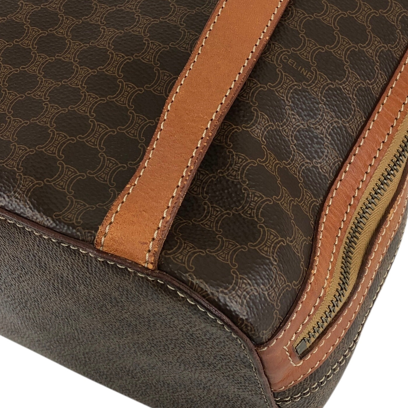 CELINE Macadam 圓形標誌吊飾背包棕色復古 idh7rg