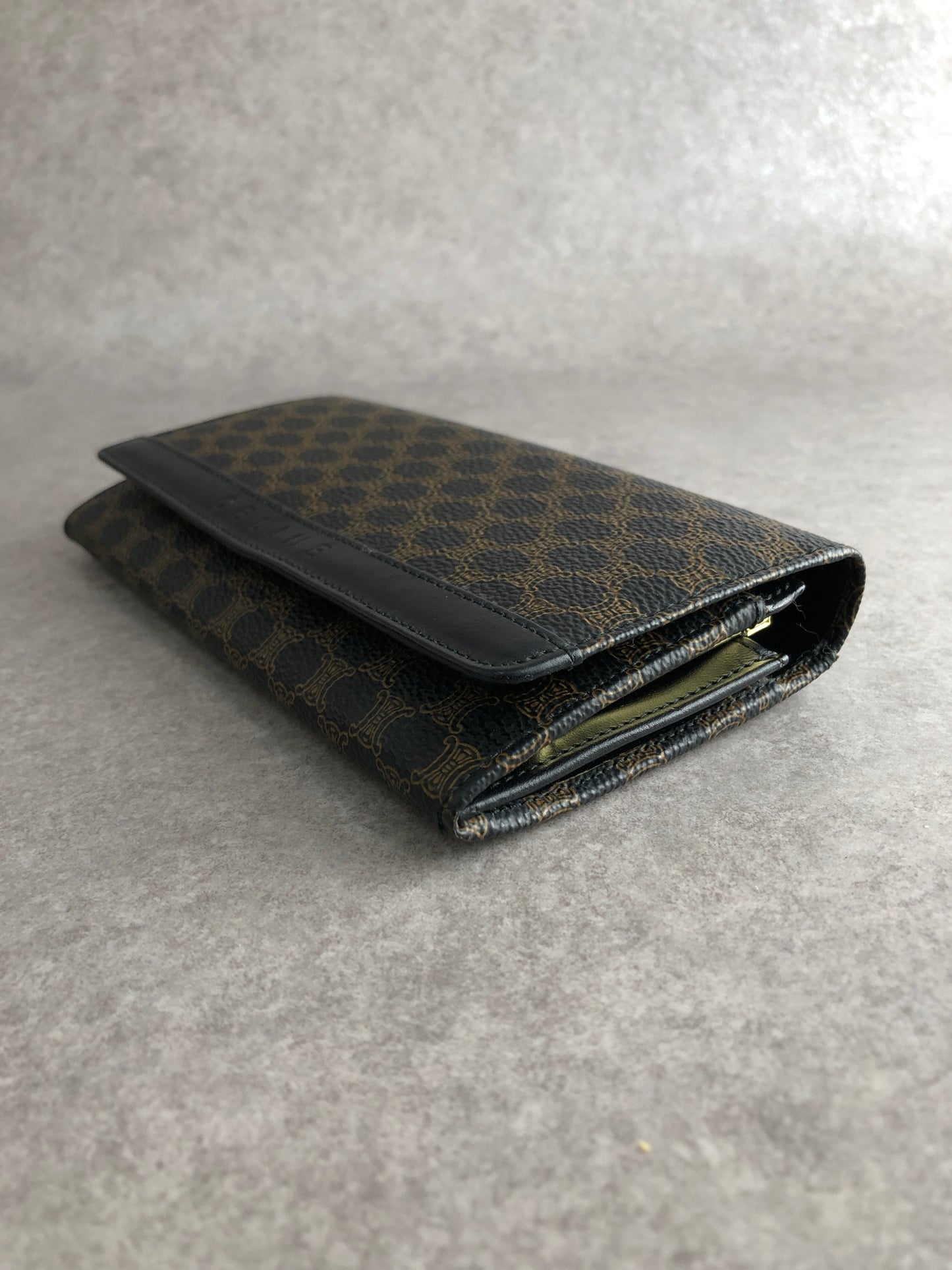 CELINE Macadam Long Wallet Black Vintage dv85f5