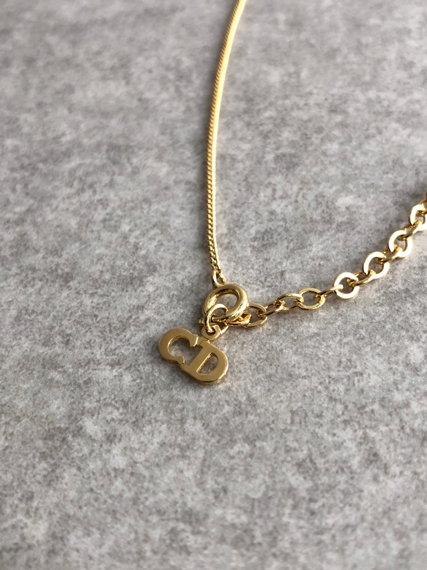 Christian Dior CD Logo Necklace Gold Vintage 4i7xzf