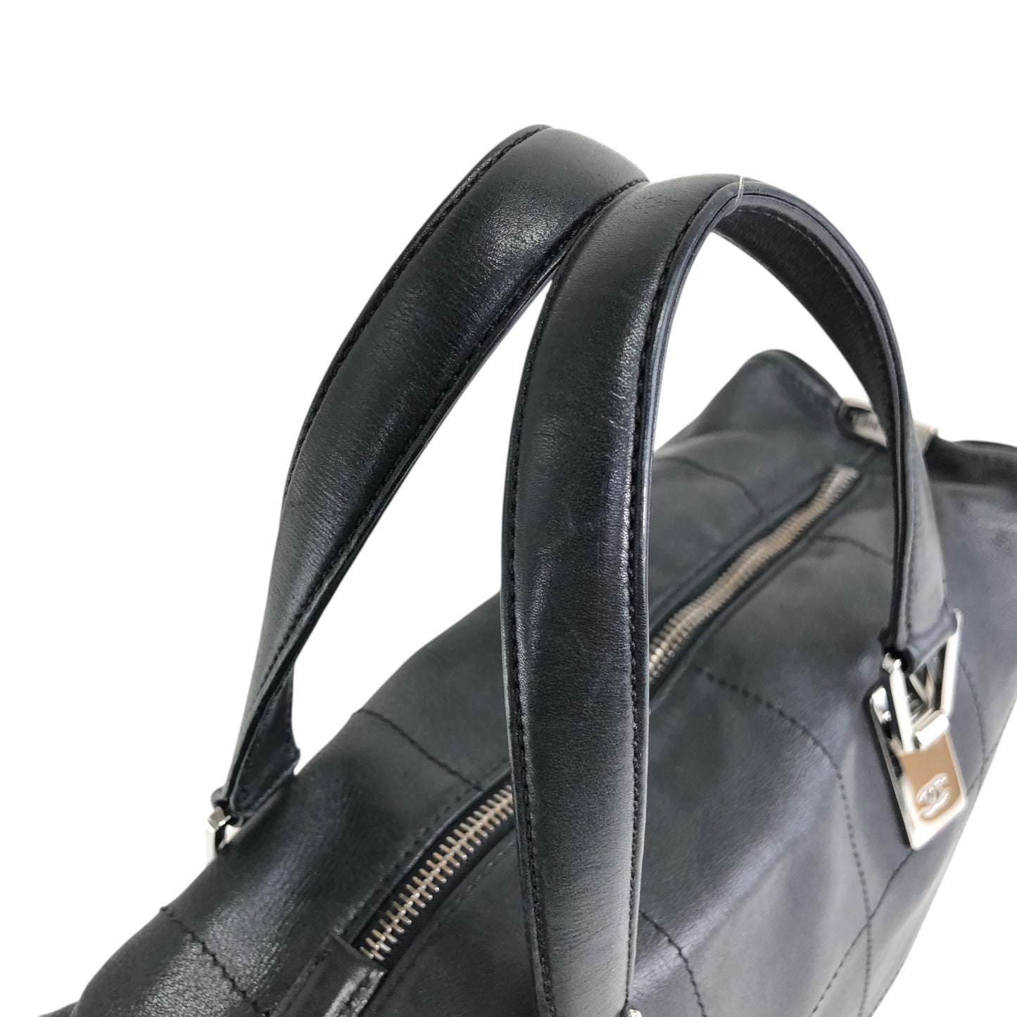 CHANEL Chocolate Bar Logo Embossed Small Boston bag Handbag Black Vintage 8fy7s8