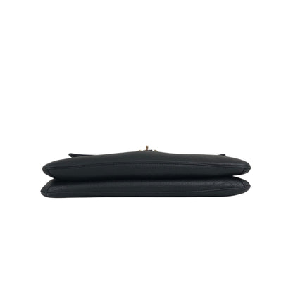 Salvatore Ferragamo Gancini Shoulder bag Black Vintage hrpw36
