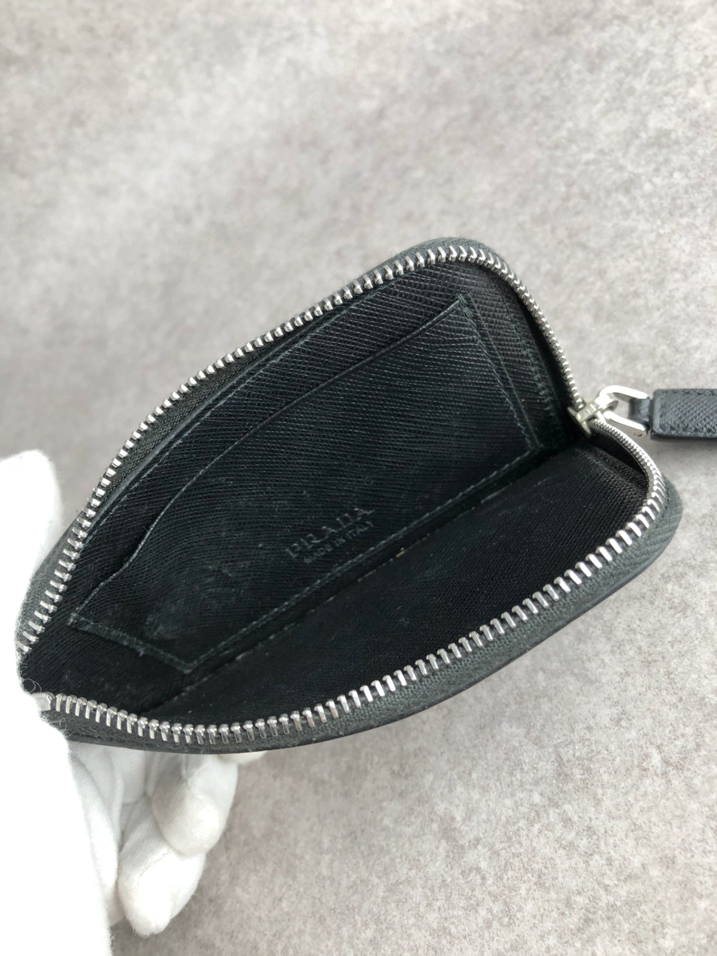 PRADA Logo Embossed Coin Purse Black Vintage ui5iej