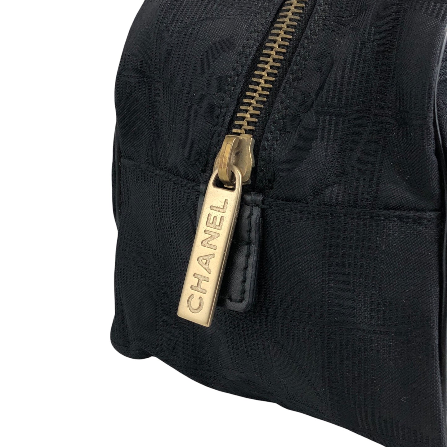 CHANEL New Travel Line Handbag Black Vintage x2dwvn