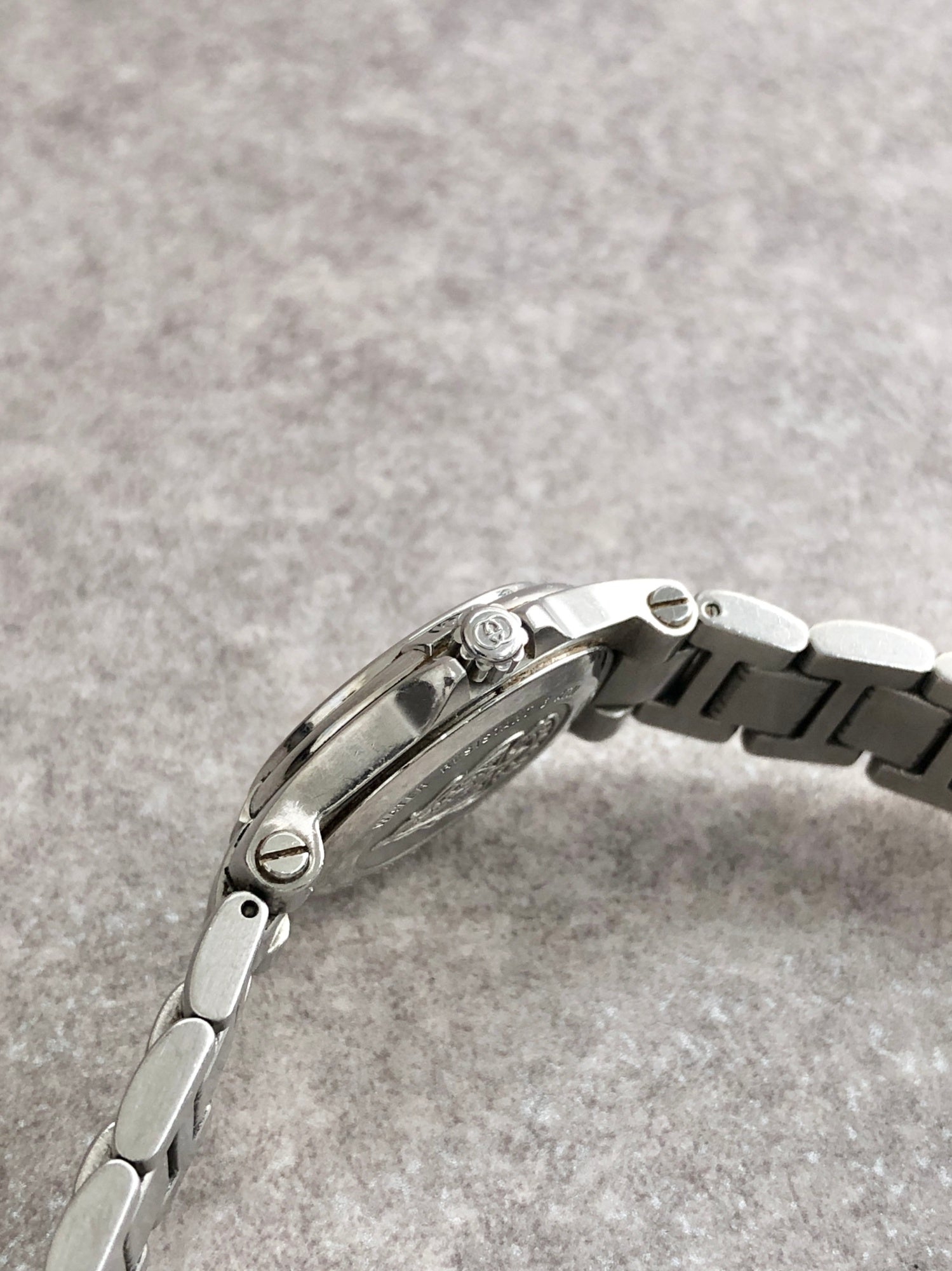 GUCCI Quartz Watch Silver 9040L Vintage rvpufk – VintageShop solo