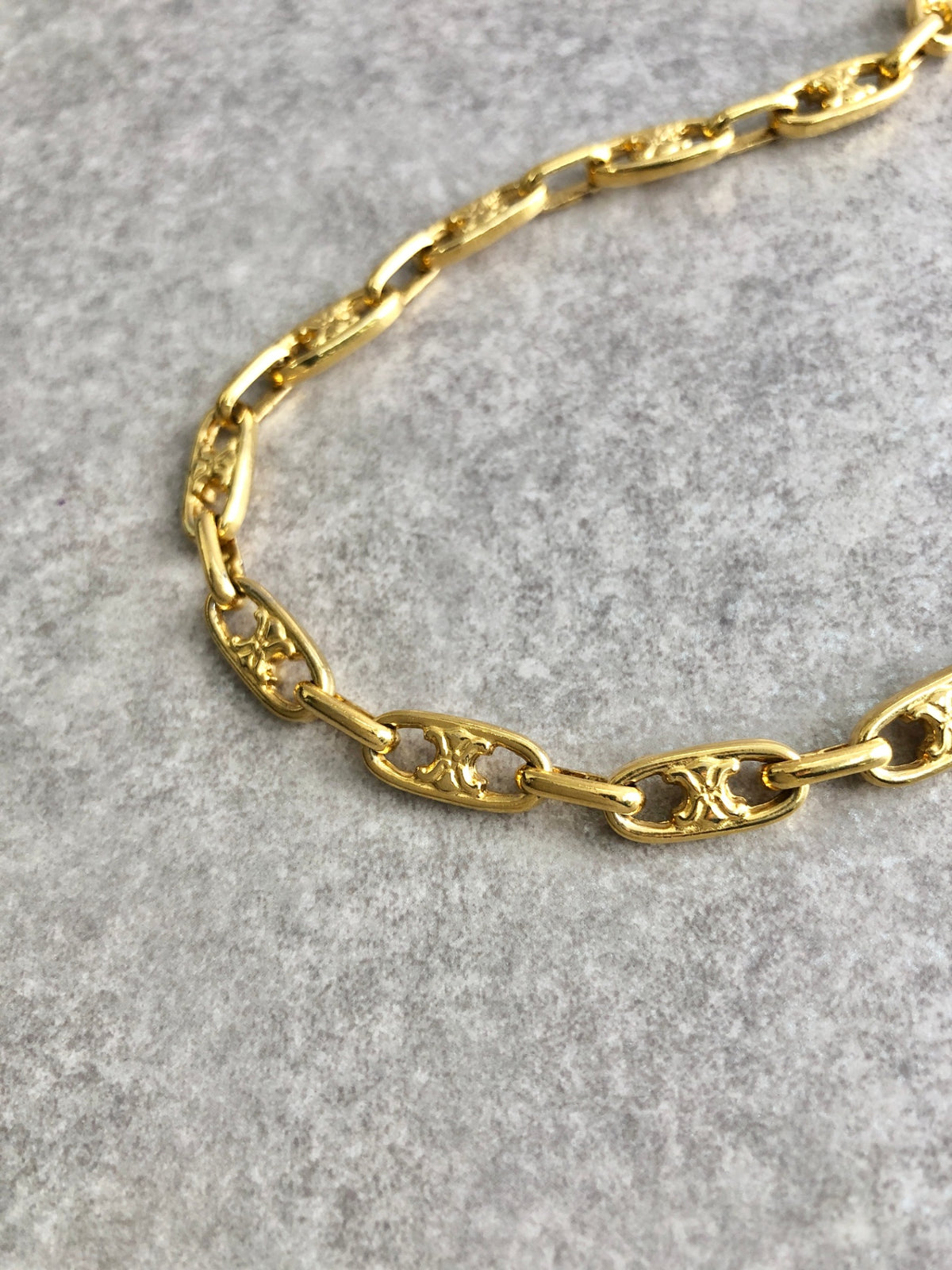 CELINE Triomphe Necklace Gold Vintage 3g8gw4
