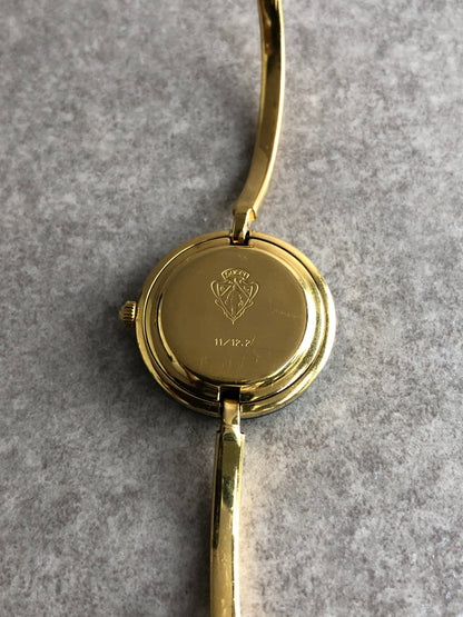 GUCCI Quartz Watch Gold 11/12.2 Vintage r3trkw