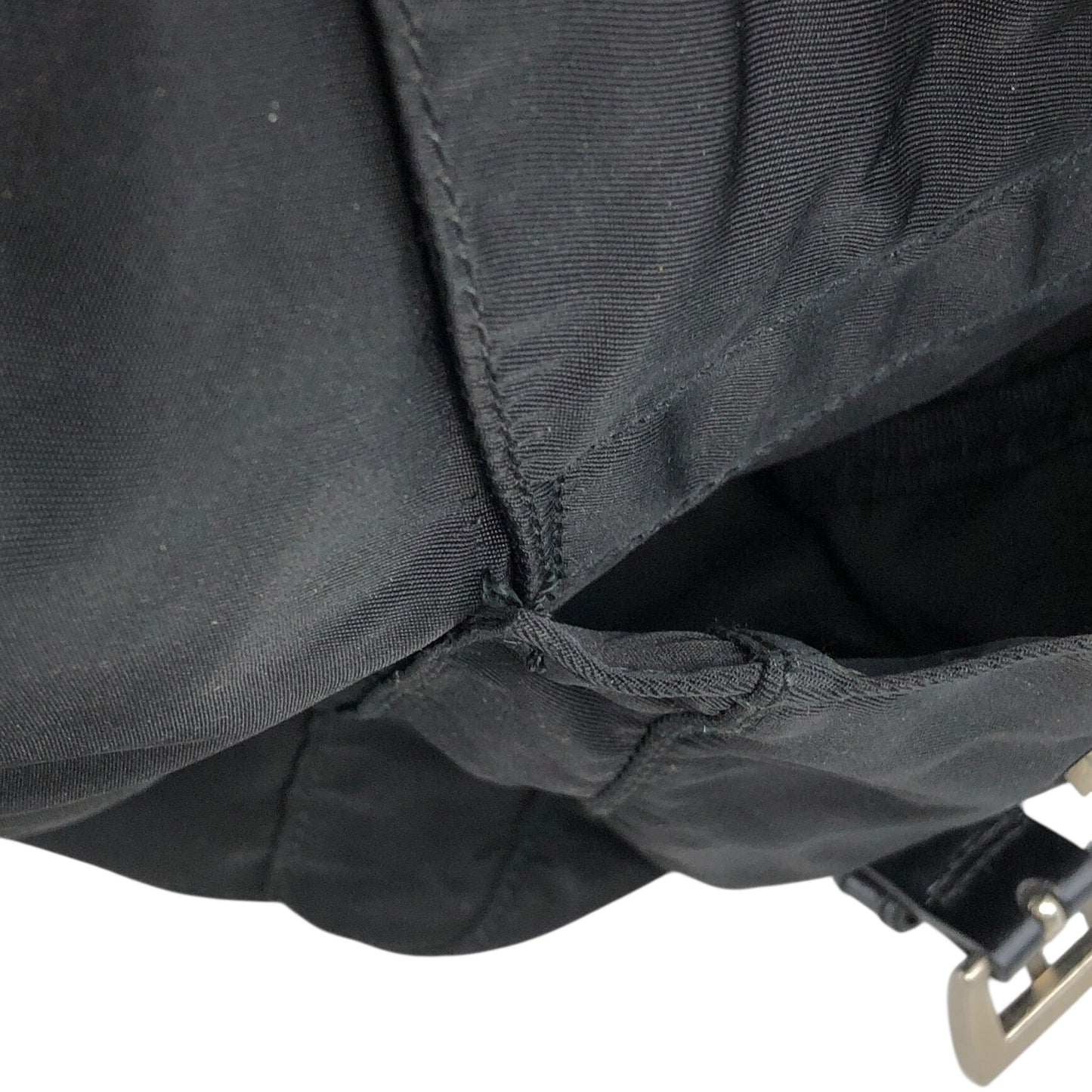 PRADA 三角形標誌雙口袋背包黑色復古 482mjk