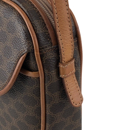 CELINE Macadam Front Buckle Shoulder bag Brown Vintage htiyru