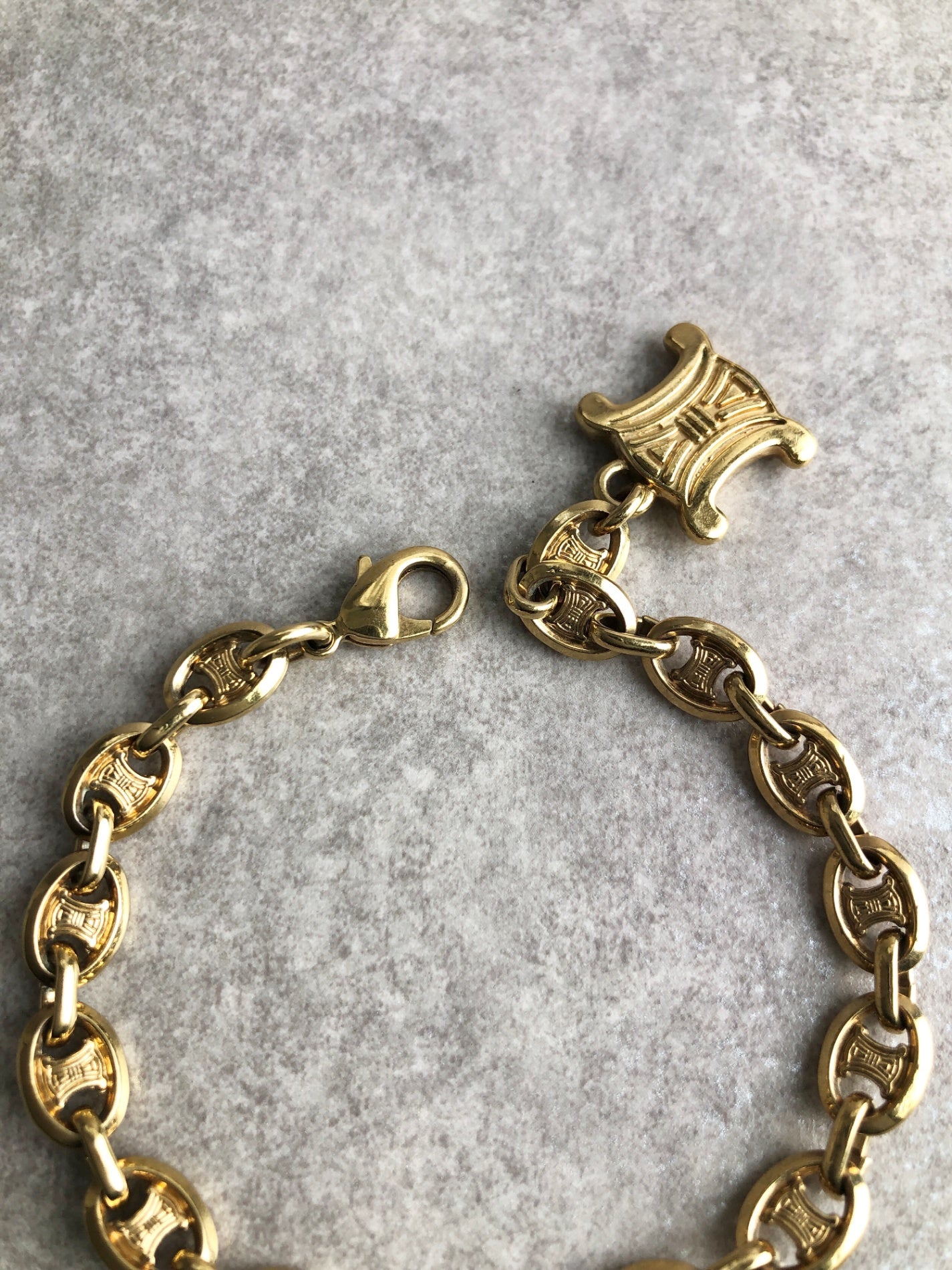 CELINE Triomphe Bracelet Gold Vintage 5uzsv2