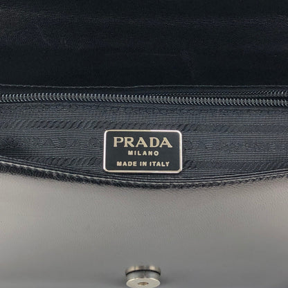PRADA Logo Chain Shoulder bag Black Vintage vksien