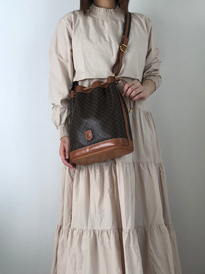 CELINE Macadam Blason Drawstring Shoulder bag Brown Vintage vwf5v4