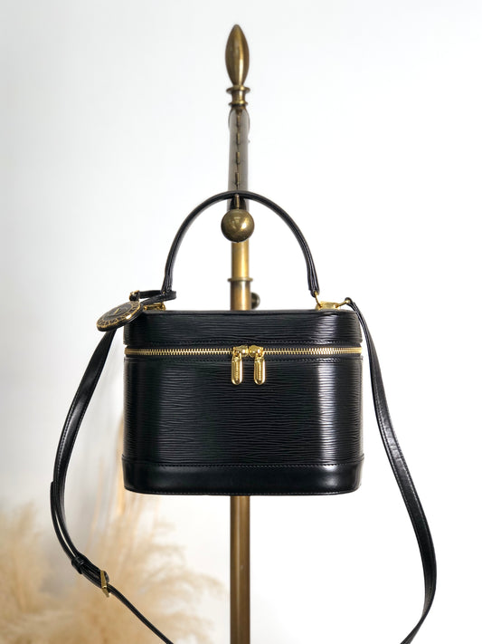 VALENTINO GARAVANI Logo Charm Two-way Handbag Shoulder bag Black Vintage 58zrvp