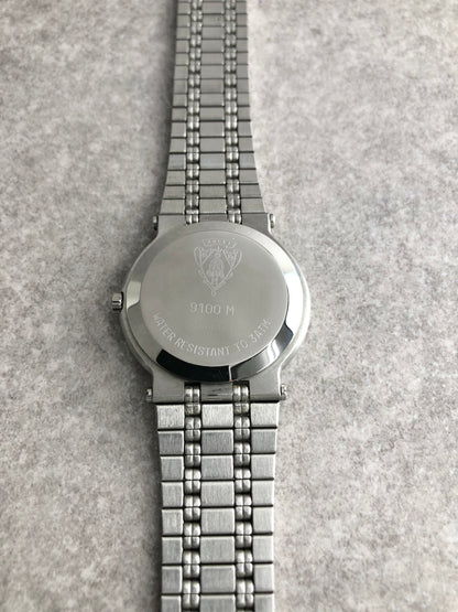 GUCCI Logo Quartz Watch Silver 9100M Vintage yxt2b6