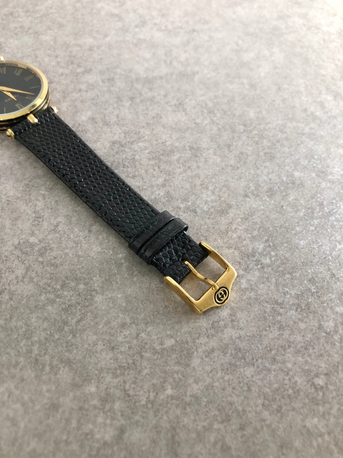 GUCCI Logo Quartz Watch Black Vintage b2b3v5