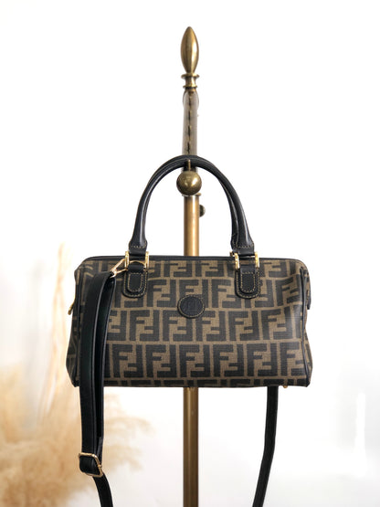 FENDI Zucca Logo Two-way Handbag Shoulder bag Boston bag Black Vintage yh8esb