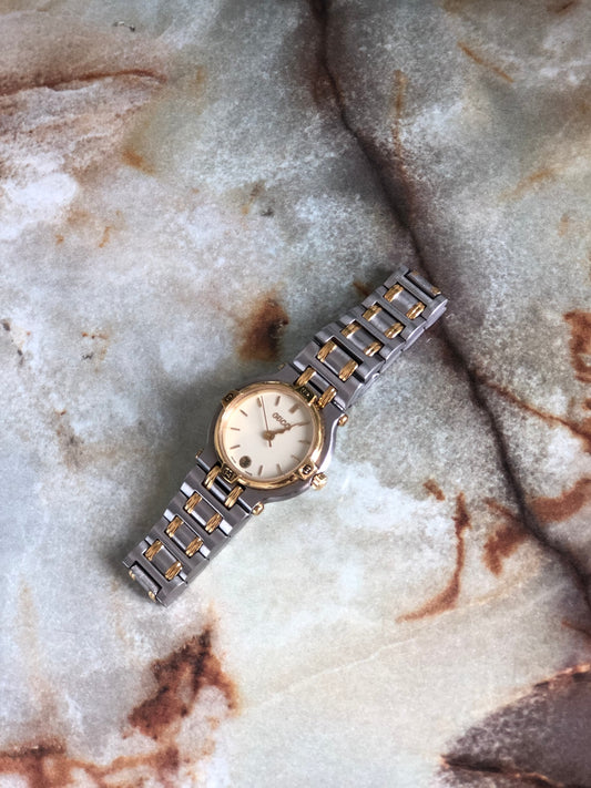 GUCCI Quartz Watch Silver×Gold 9000L Vintage y3rpf3