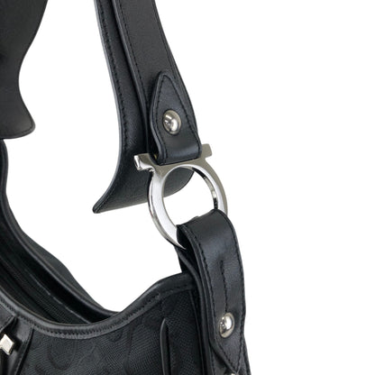 Salvatore Ferragamo Gancini Shoulder bag Black Vintage fxsbuf