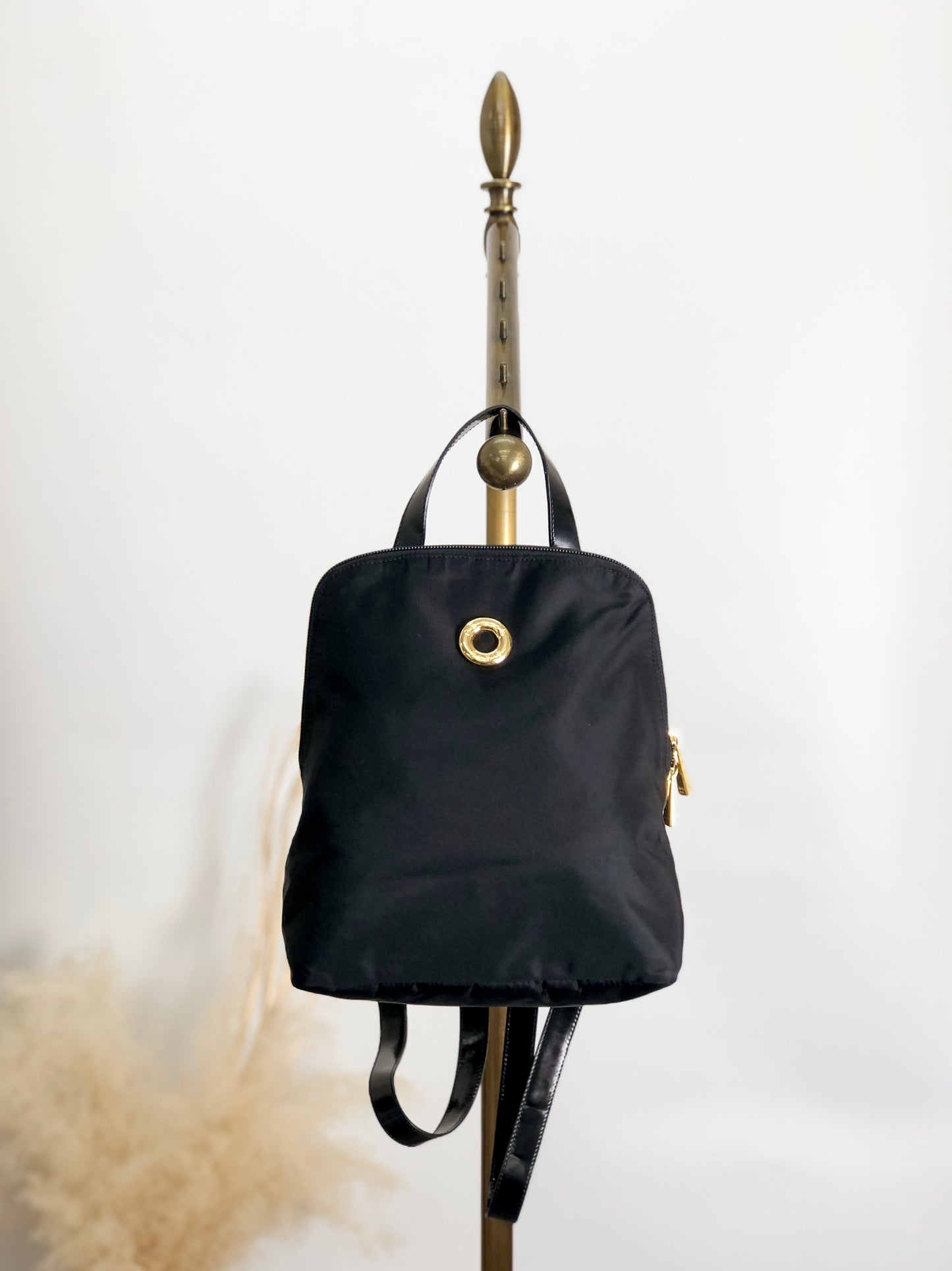CELINE Circle Logo Backpack Black Vintage zj52k6