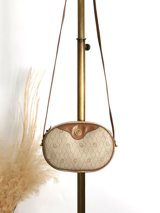 Christian Dior Honeycomb Pattern Logo Shoulder bag Beige Vintage ehuk2a