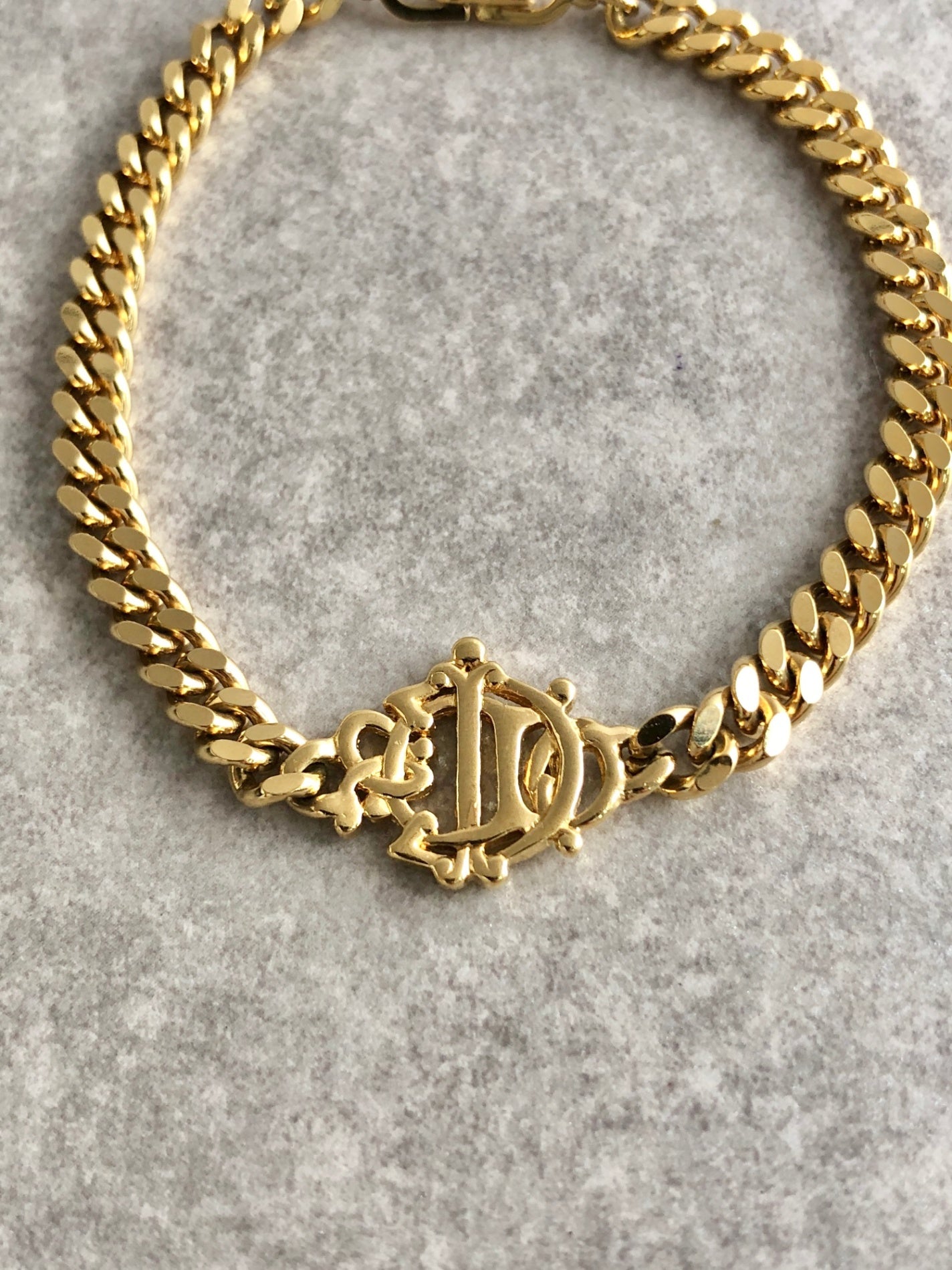 Christian Dior Logo Motif Bracelet Gold Vintage kh8fhb