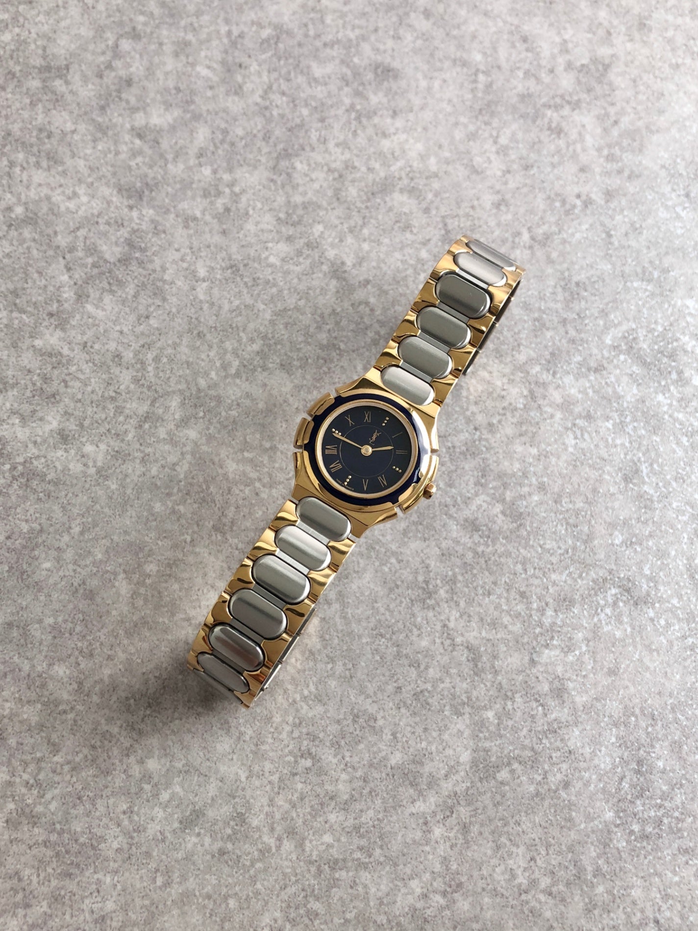 Yves Saint Laurent YSL Logo Watch Silver×Gold 527921 Vintage uy8xst