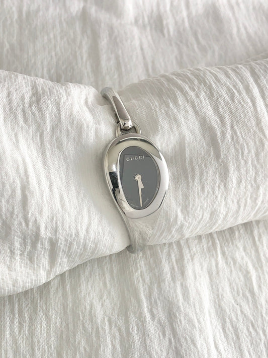 GUCCI Bangle Watch Silver 103 Vintage 5j8k5t