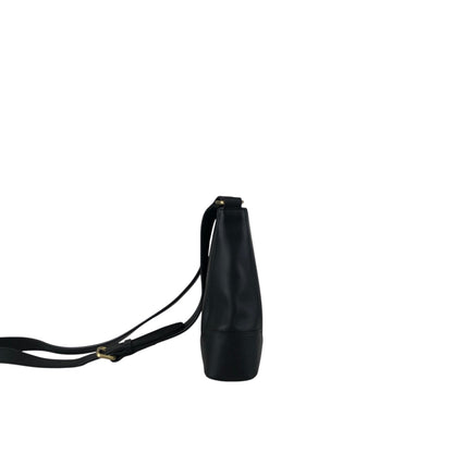 BURBERRY Logo Embossed Shoulder bag Black Vintage h85zzd