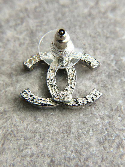 CHANEL Coco Mark Rhinestone Pierced Silver 02/P Vintage a68ci8