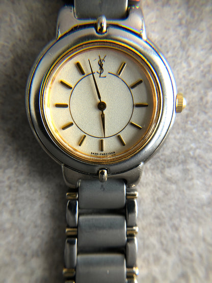 Yves Saint Laurent YSL Logo Quartz Watch Silver 5420-F45413 Vintage wyf5mz
