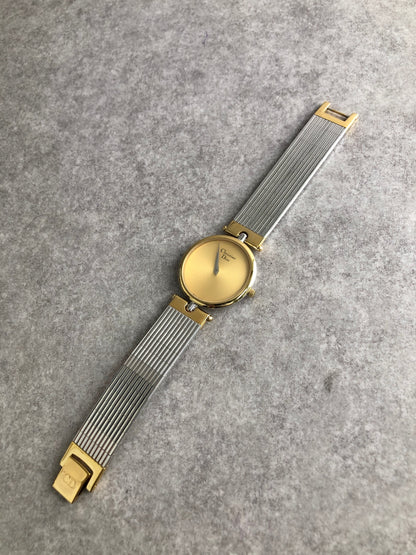 Christian Dior Logo Quartz Watch Silver 3026 Vintage sxevgu