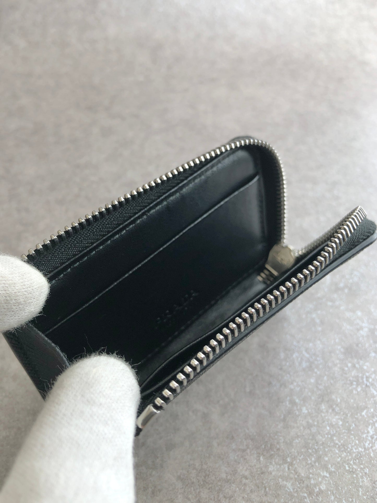 PRADA Logo Embossed Coin Purse Saffiano Black Vintage dgrv64