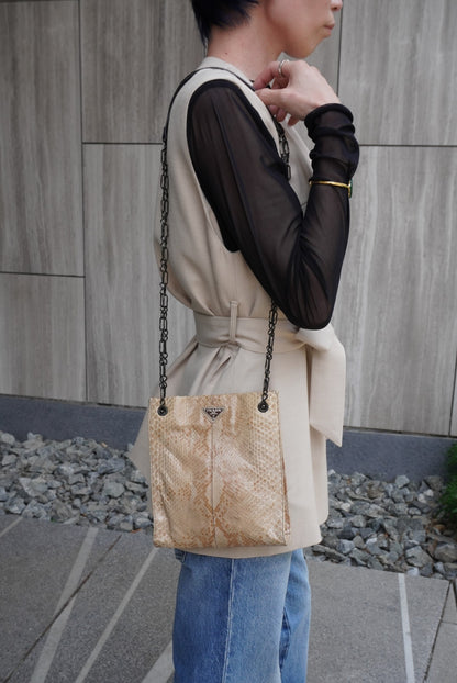 PRADA Triangle Logo Chain Shoulder bag Beige Vintage 6b4rwd