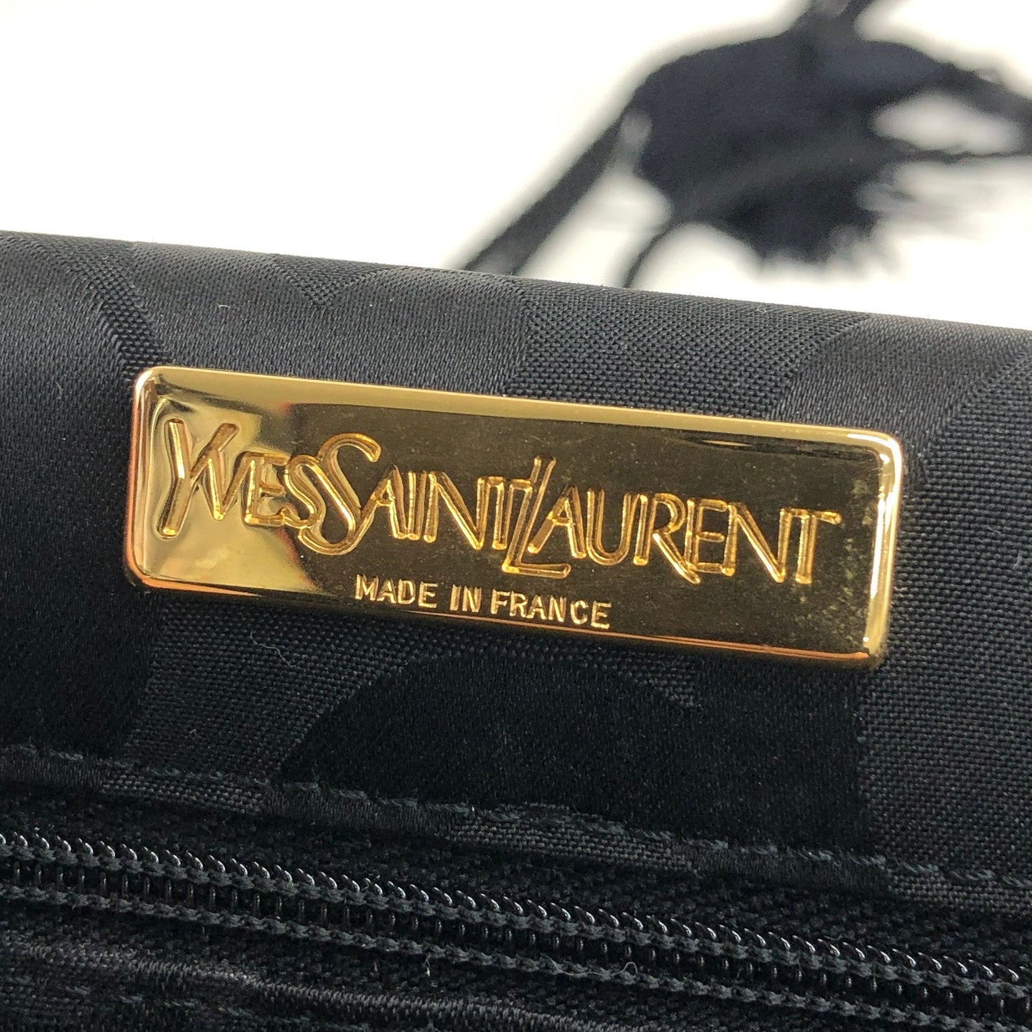 Yves Saint Laurent YSL Logo Shoulder bag Black Vintage fkdxvm