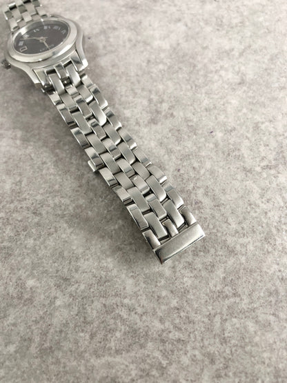 GUCCI Logo Quartz Watch Silver 5500L Vintage wbu438