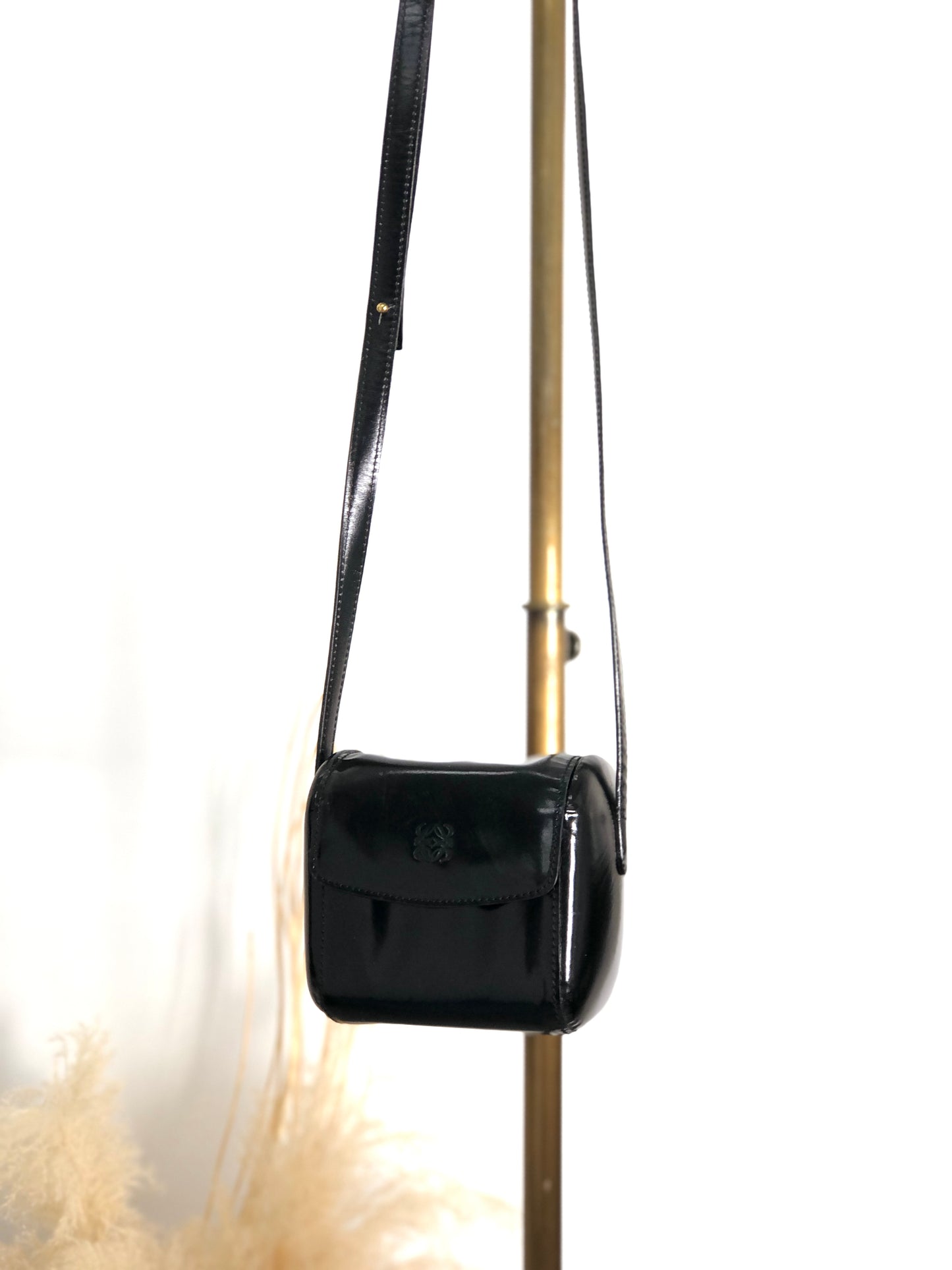 LOEWE Anagram Small Shoulder bag Black Vintage yt7pzh