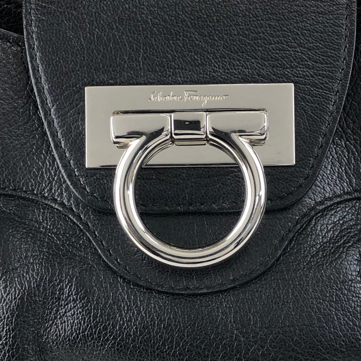 Salvatore Ferragamo Gancini Handbag Black Vintage mfbzax