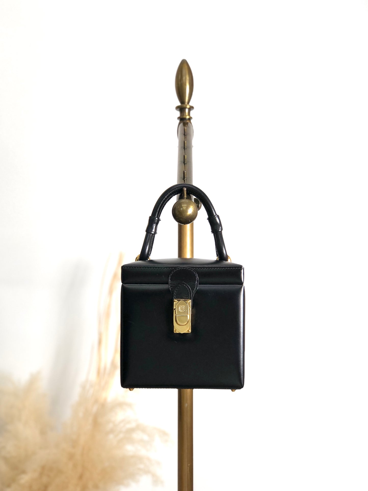 LOEWE Logo Front Lock Small Handbag Vanity bag Black Vintage ttbuhr